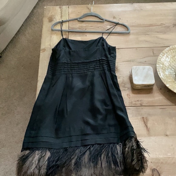 Juicy Couture size 2 , black with feathers 🪶 hem - Picture 2 of 8